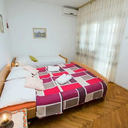 Apartment Zlatko *